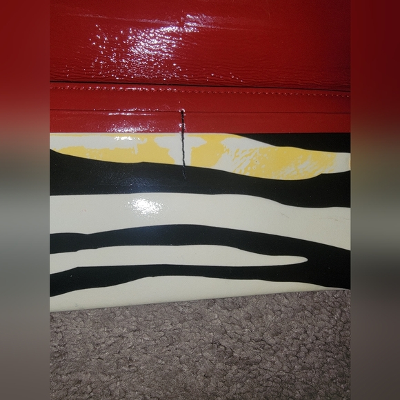 Michael Kors Wallet - Picture 3 of 5